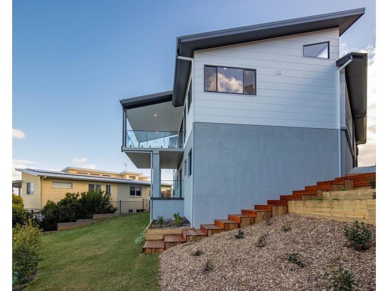 7 Lake View Way, Tallwoods Village NSW 2430