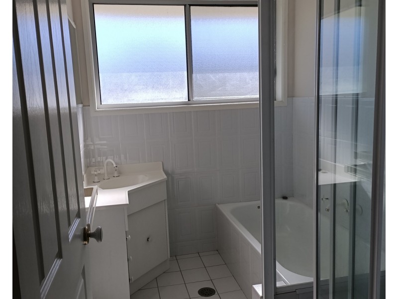 2/8 Phoenix Place, Forster NSW 2428