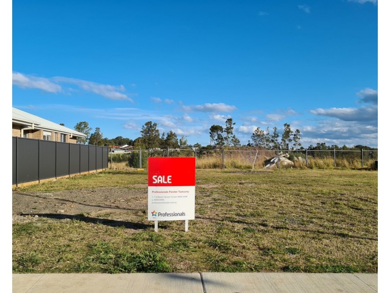 85 Kentia Drive, Forster NSW 2428