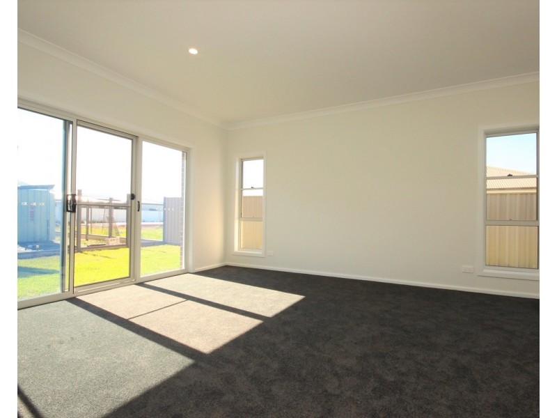 14 Grange Crescent, Forster NSW 2428