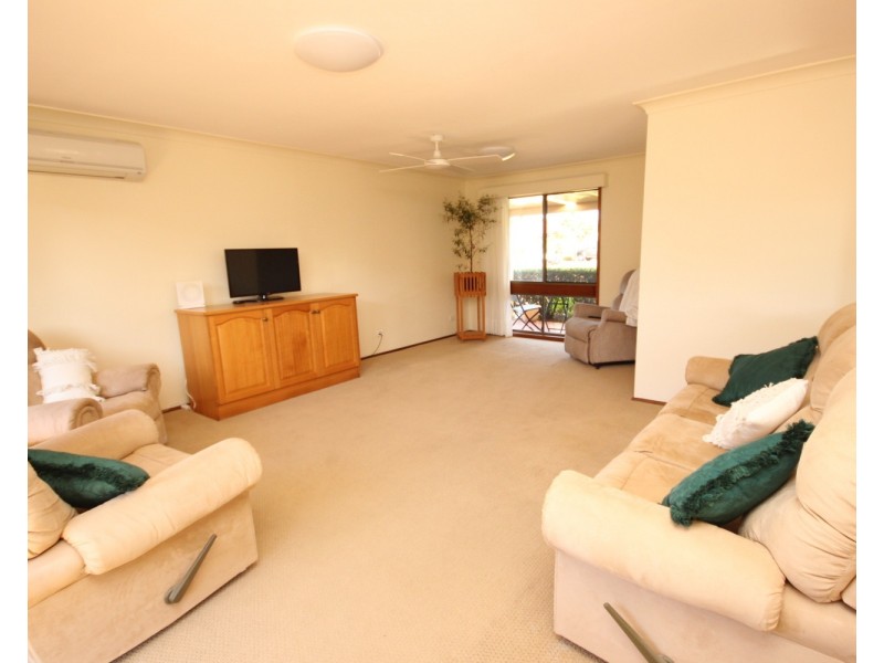 7 De Lore Crescent, Tuncurry NSW 2428