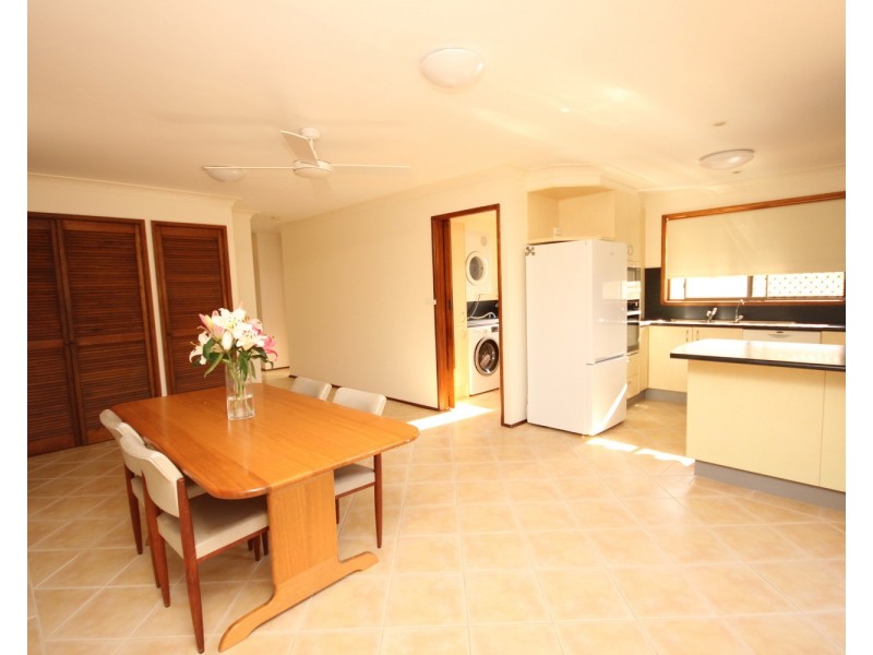 7 De Lore Crescent, Tuncurry NSW 2428