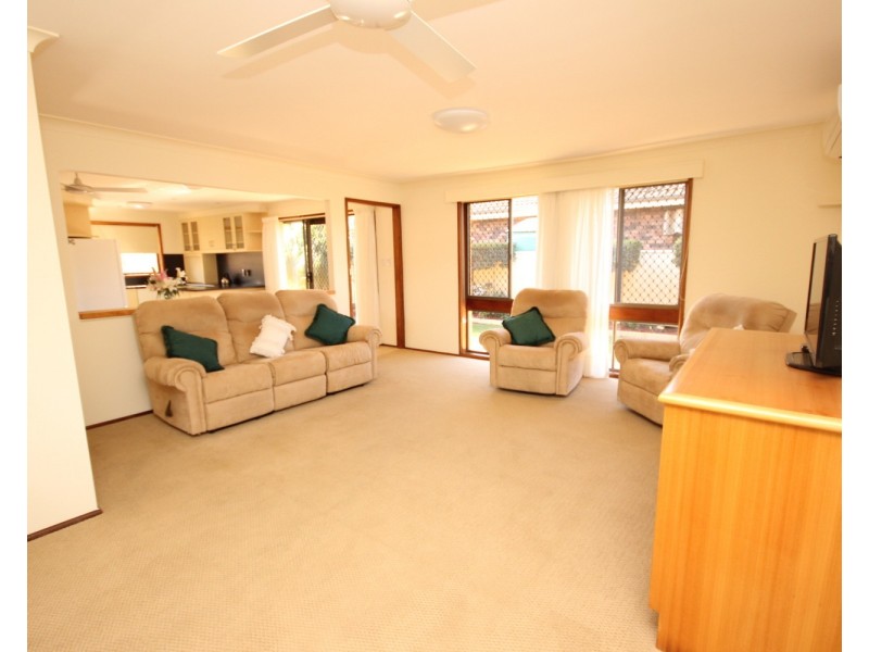 7 De Lore Crescent, Tuncurry NSW 2428