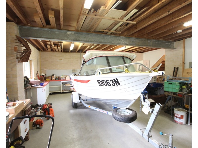 8 Third Ridge Road, Smiths Lake NSW 2428