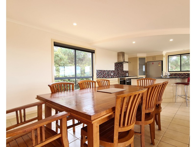 1/3 Michele Crescent, Forster NSW 2428