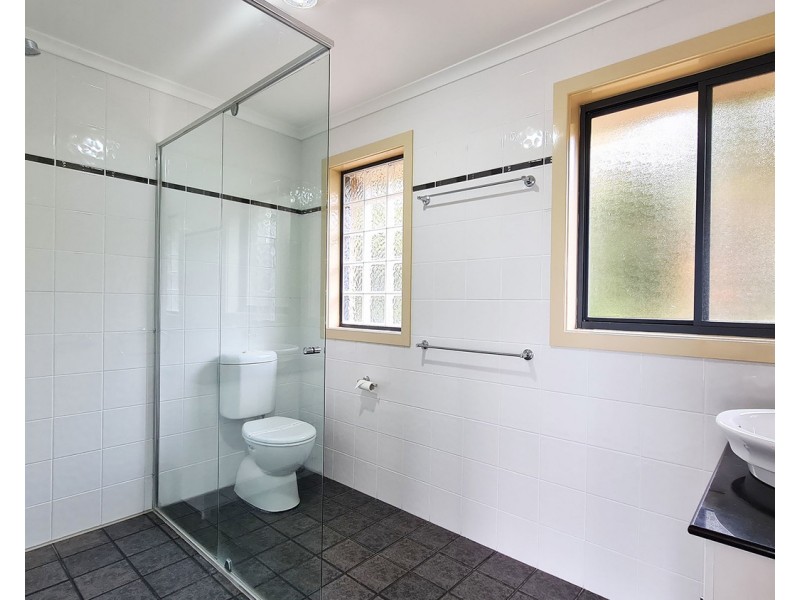 1/3 Michele Crescent, Forster NSW 2428