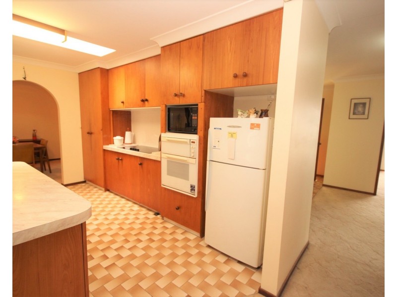 12 De Lore Crescent, Tuncurry NSW 2428