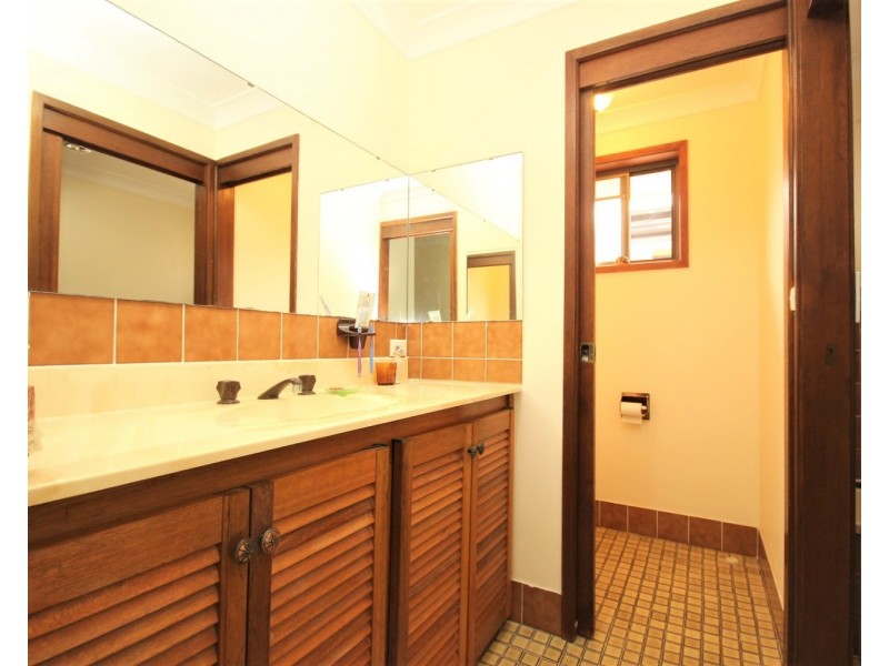 12 De Lore Crescent, Tuncurry NSW 2428