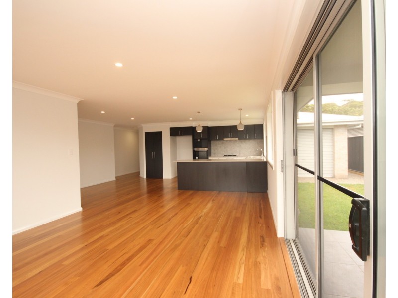 81 Kentia Drive, Forster NSW 2428