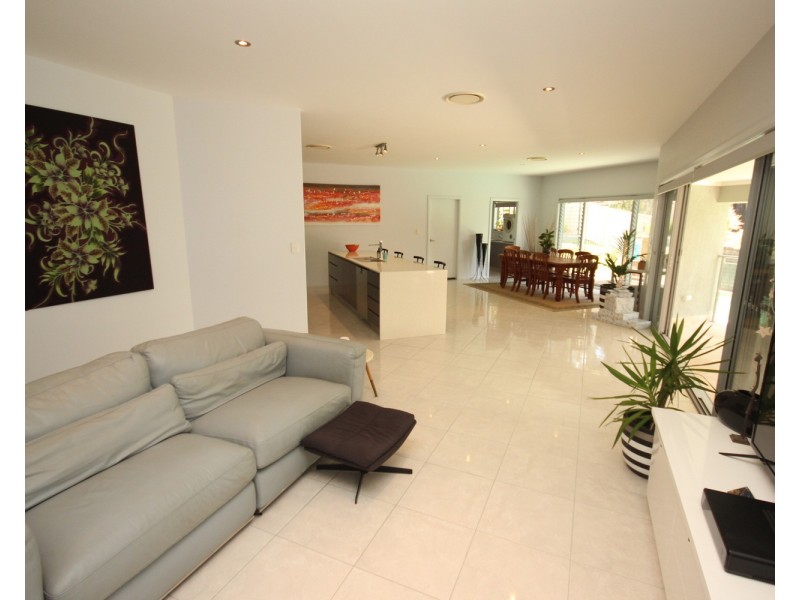 14 Caryota Place, Forster NSW 2428