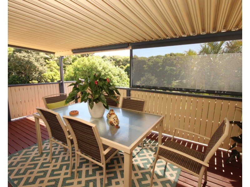 11 Lakeview Crescent, Forster NSW 2428