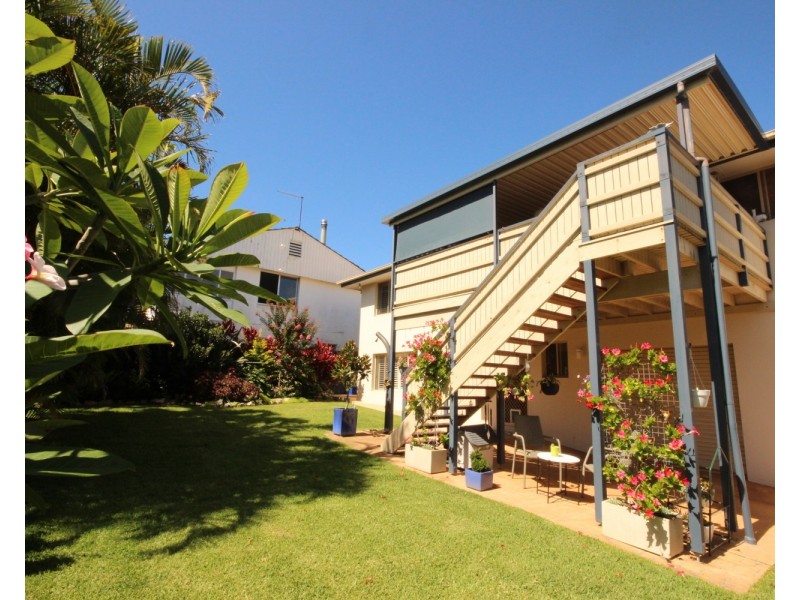 11 Lakeview Crescent, Forster NSW 2428