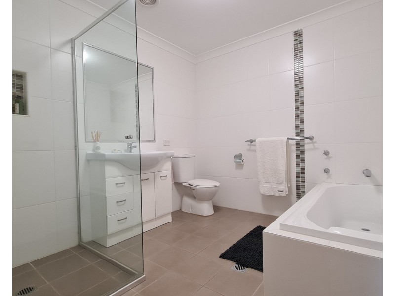 1/12 Carinda Place, Forster NSW 2428