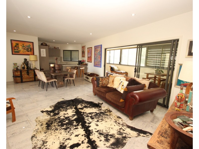 15 Diamond Drive, Diamond Beach NSW 2430