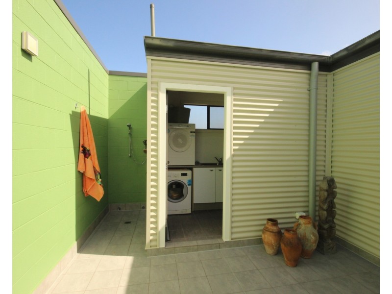 15 Diamond Drive, Diamond Beach NSW 2430