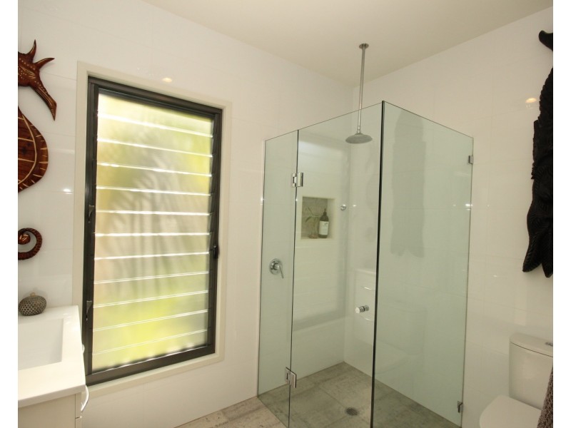 15 Diamond Drive, Diamond Beach NSW 2430