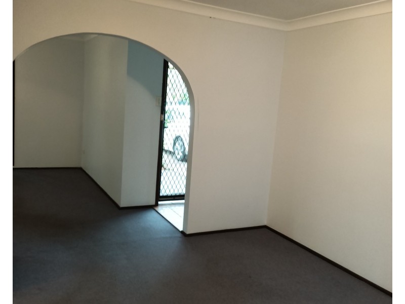 2/34 Fairway Crescent, Forster NSW 2428