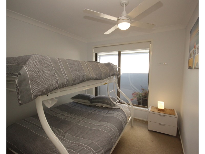 15 Rest Point Parade, Tuncurry NSW 2428