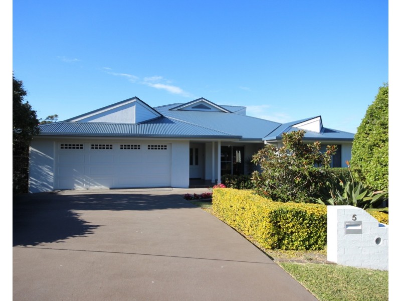 5 The Boulevard, Tallwoods Village NSW 2430