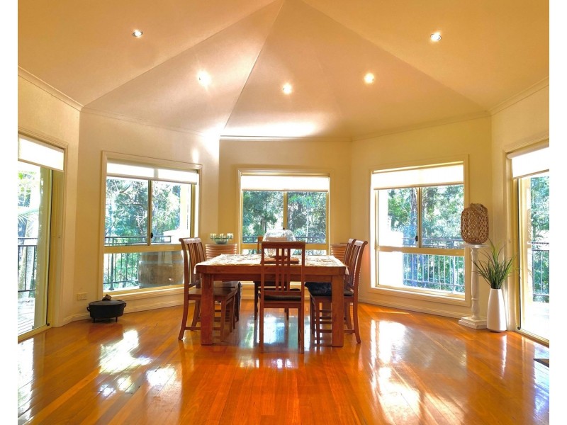 27 Figtree Drive, Diamond Beach NSW 2430