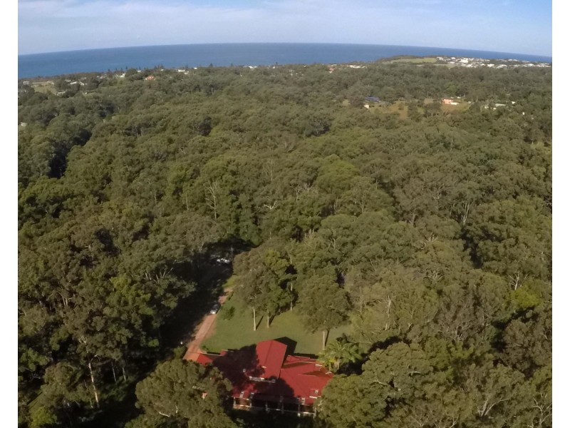 27 Figtree Drive, Diamond Beach NSW 2430