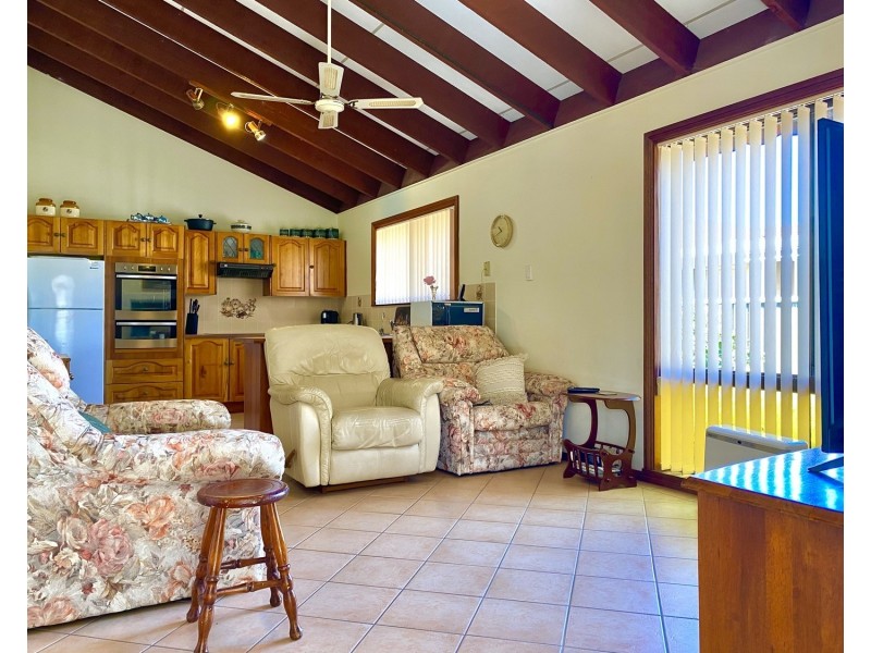 9 Lachlan Avenue, Tuncurry NSW 2428