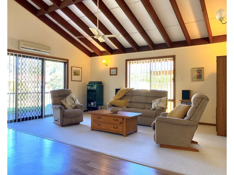 9 Lachlan Avenue, Tuncurry NSW 2428