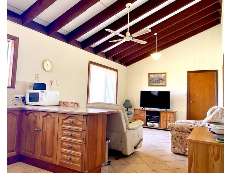 9 Lachlan Avenue, Tuncurry NSW 2428