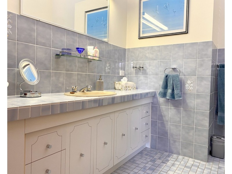 9 Lachlan Avenue, Tuncurry NSW 2428