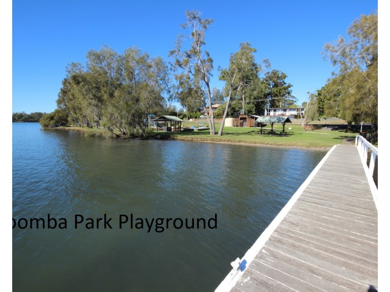 5 Illawarra Crescent, Coomba Park NSW 2428