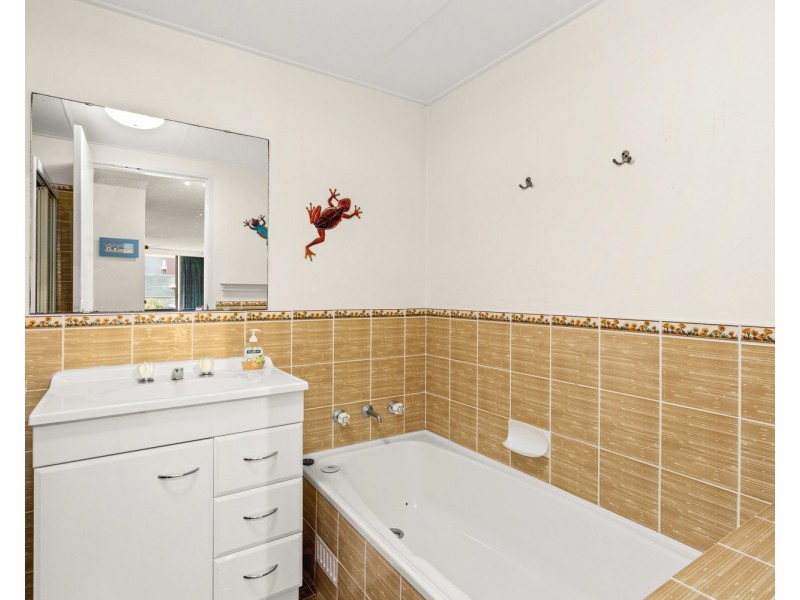 12/27-29 Head Street, Forster NSW 2428