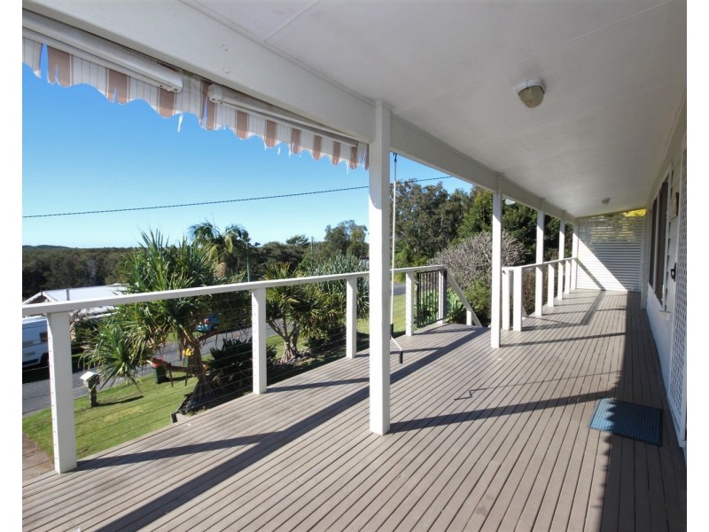 21 Emerald Place, Green Point NSW 2428