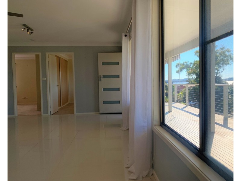 21 Emerald Place, Green Point NSW 2428
