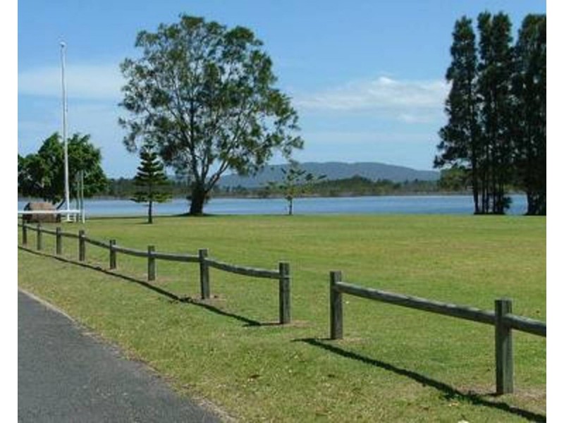 46 Elizabeth Parade, Forster NSW 2428