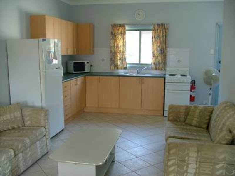 2/27 Macintosh Street Street, Forster NSW 2428