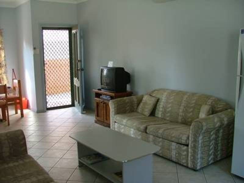 2/27 Macintosh Street Street, Forster NSW 2428