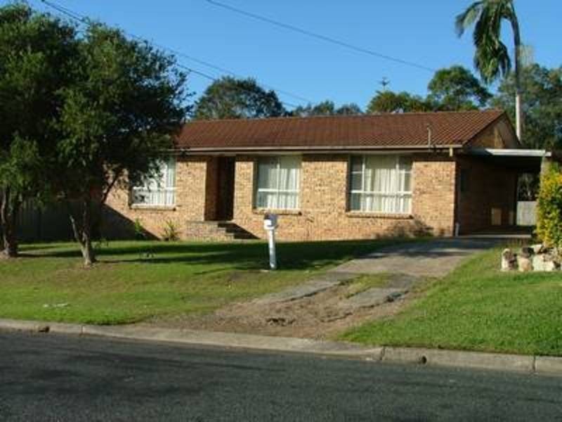 8 Pindari Road, Forster NSW 2428