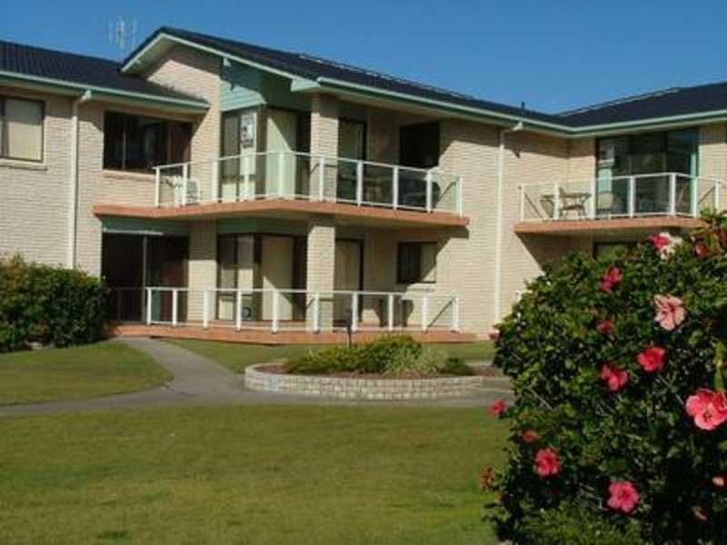 1/88-90 Head Street, Forster NSW 2428