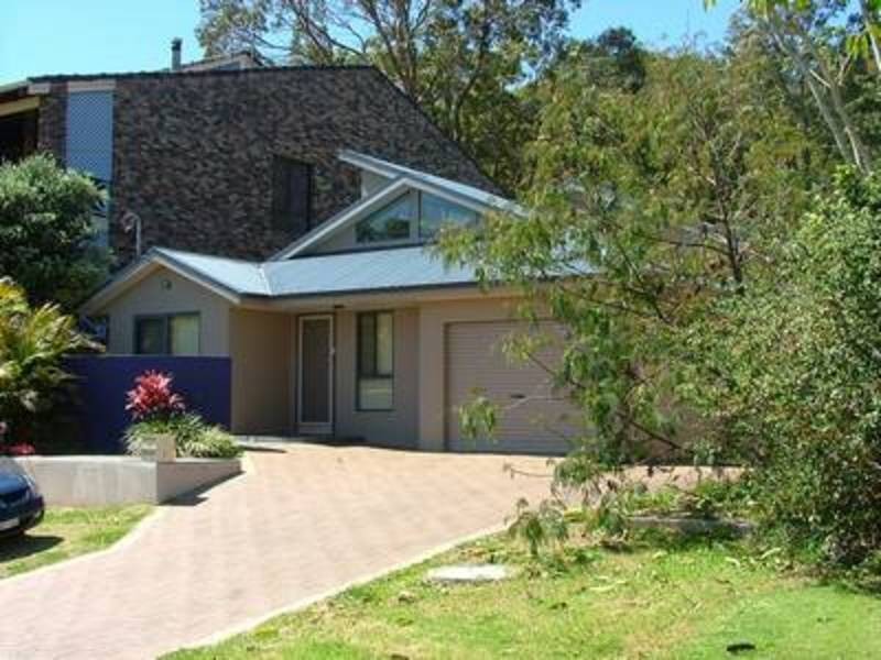 1/34 Surfview Avenue, Forster NSW 2428