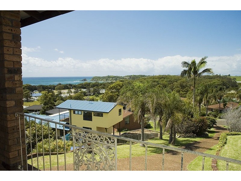 Hallidays Point NSW 2430