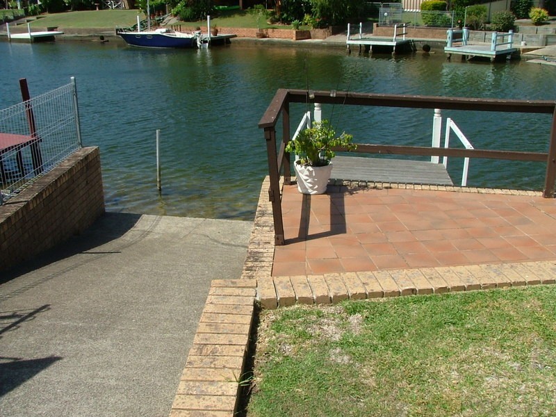 2 Roebuck Key, Forster NSW 2428