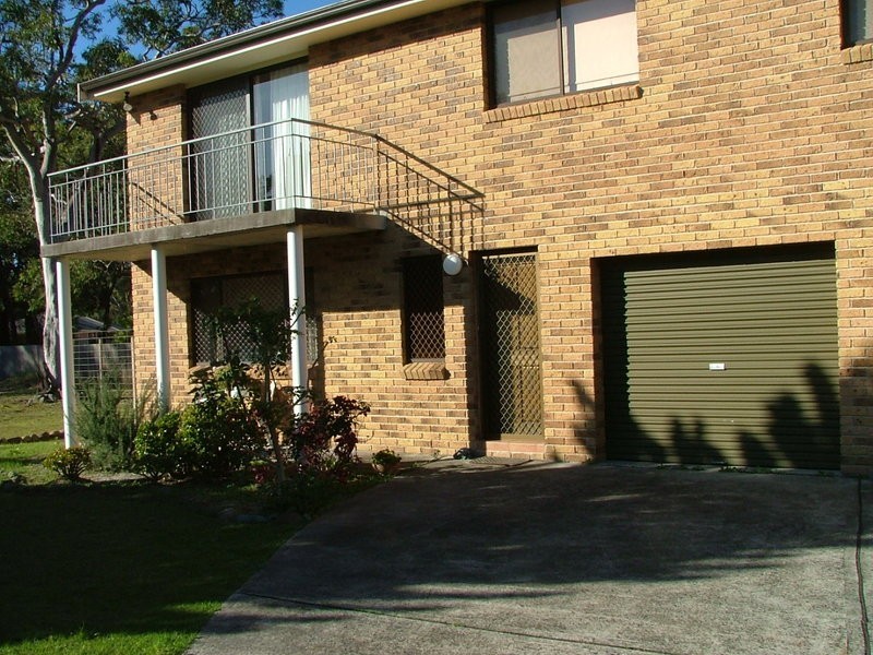 1/14 Aurum Place, Forster NSW 2428