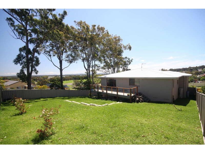 10 Anglers Avenue, Forster NSW 2428