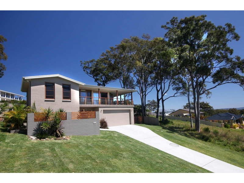 10 Anglers Avenue, Forster NSW 2428