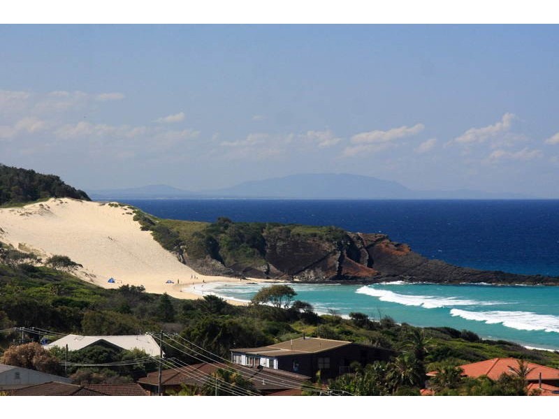 15 Palm Road, Forster NSW 2428