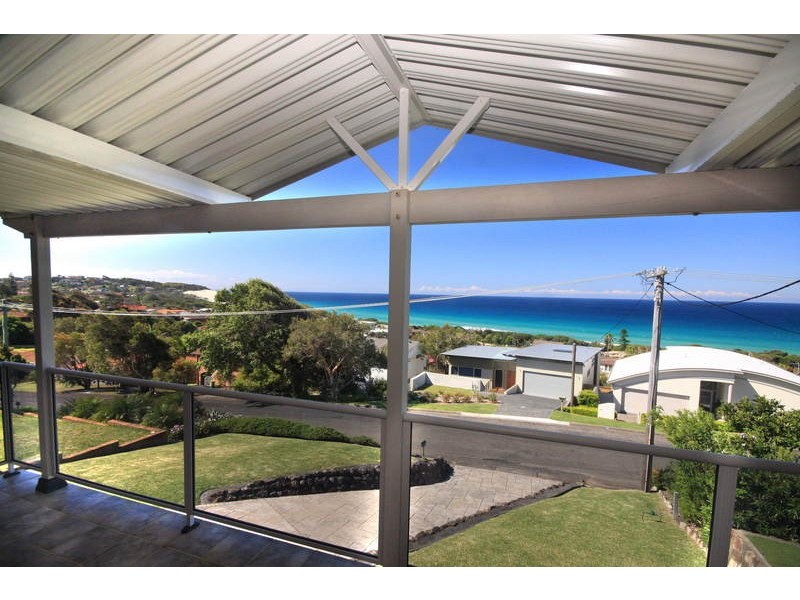 15 Palm Road, Forster NSW 2428