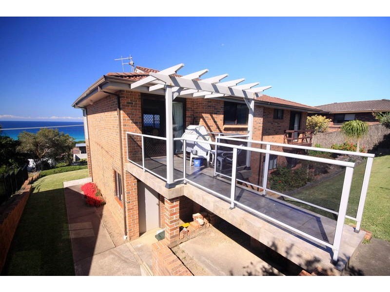 15 Palm Road, Forster NSW 2428