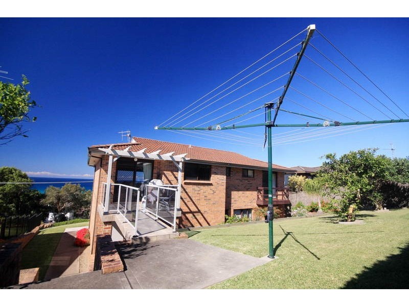 15 Palm Road, Forster NSW 2428