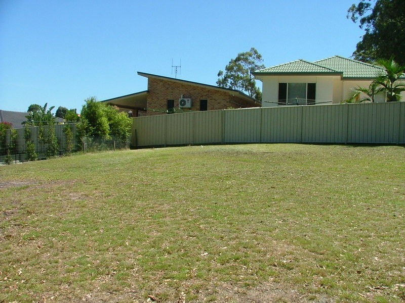 9 Caryota Place, Forster NSW 2428