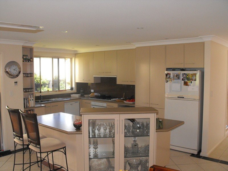 3 Leonardo Avenue, Forster NSW 2428